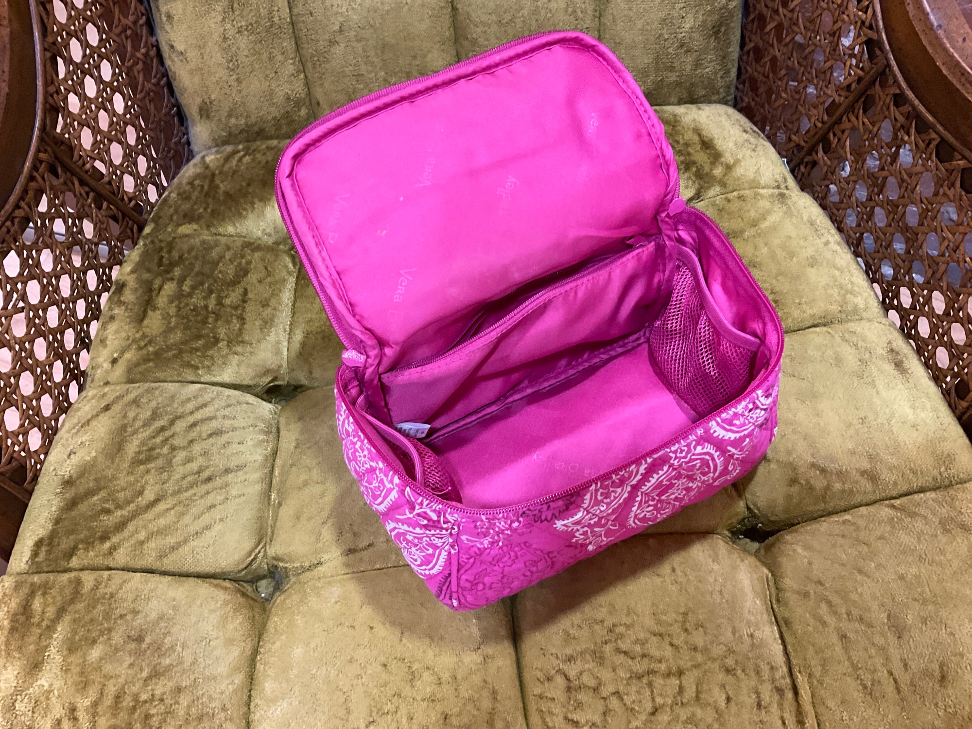 PINK PATTERN VERA BRADLEY PURSE
