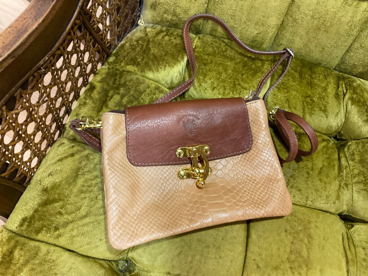 BROWN UNKNOWN GENUINE LEATHER SHOULDER BAG