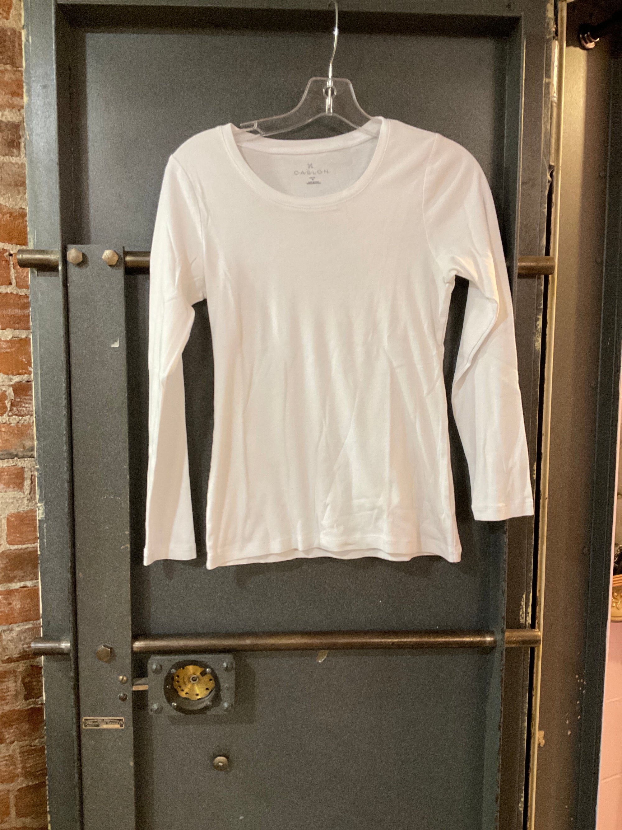WHITE CASLON LONG SLEEVE SHIRT M