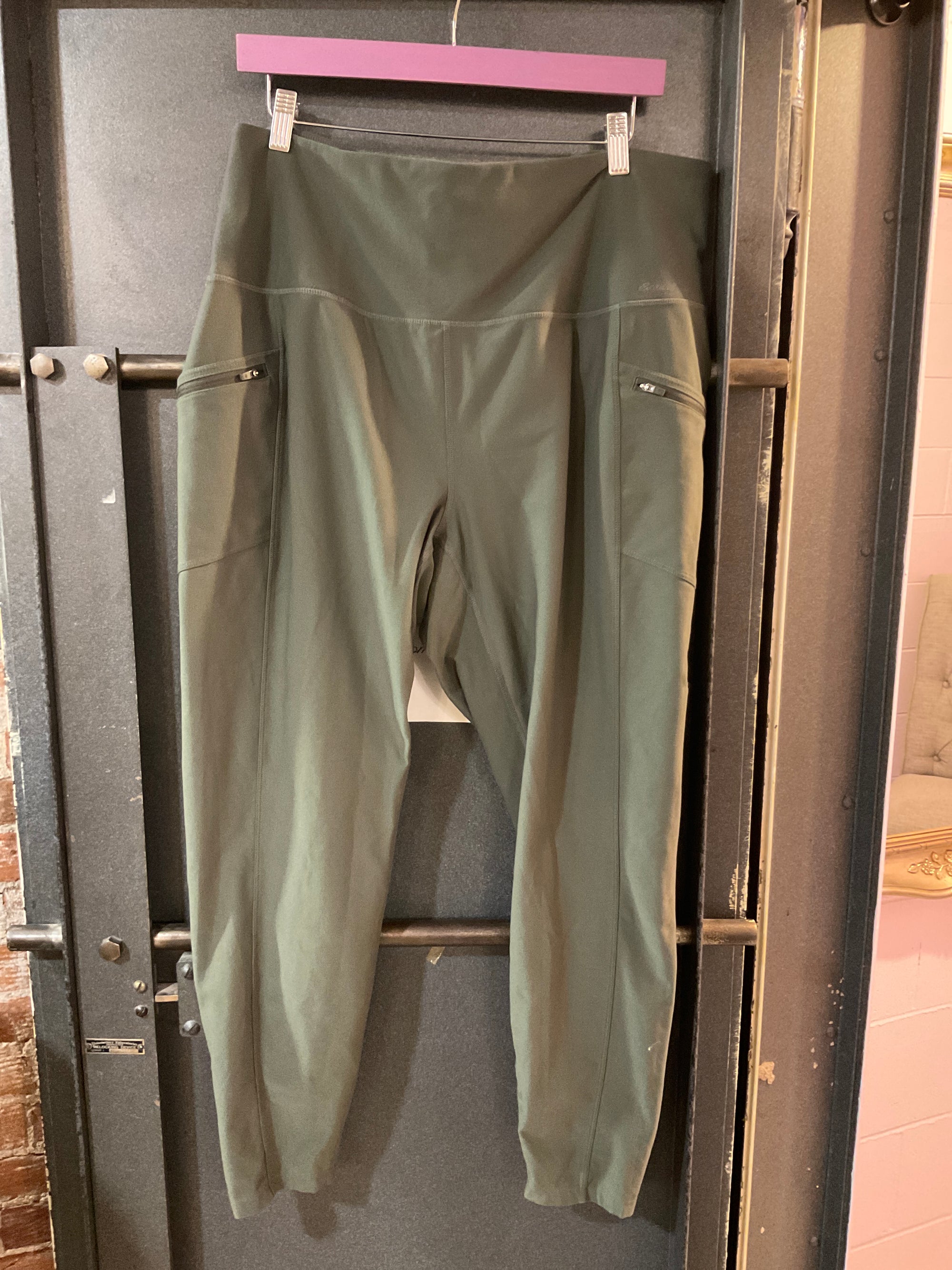 OLIVE EDDIE BAUER PANTS 2X