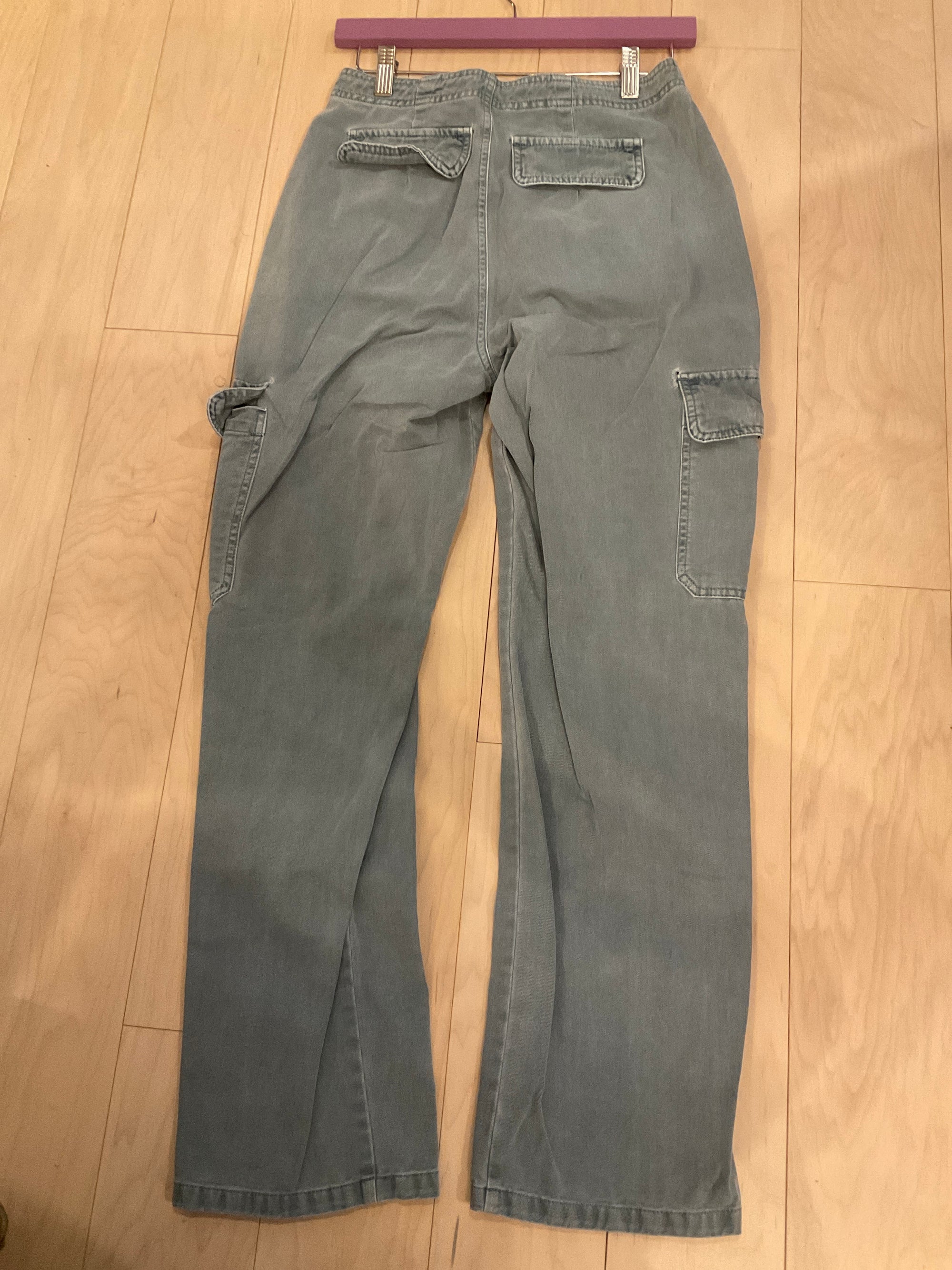 {{ClientCode}} OLIVE GREEN VELVET HEART CARGO PANTS, XS