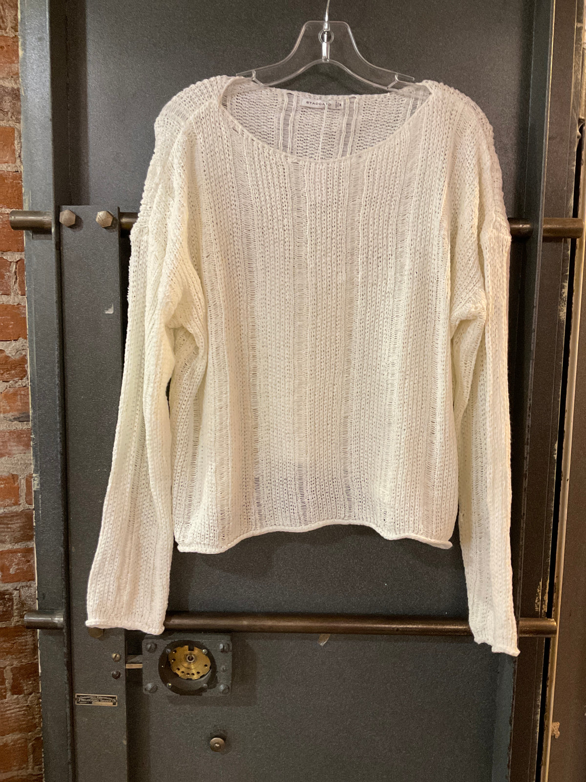 WHITE STACCATO SWEATER M