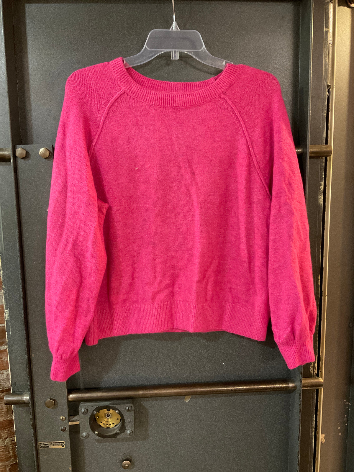 PINK VINCE CAMUTO SWEATER M