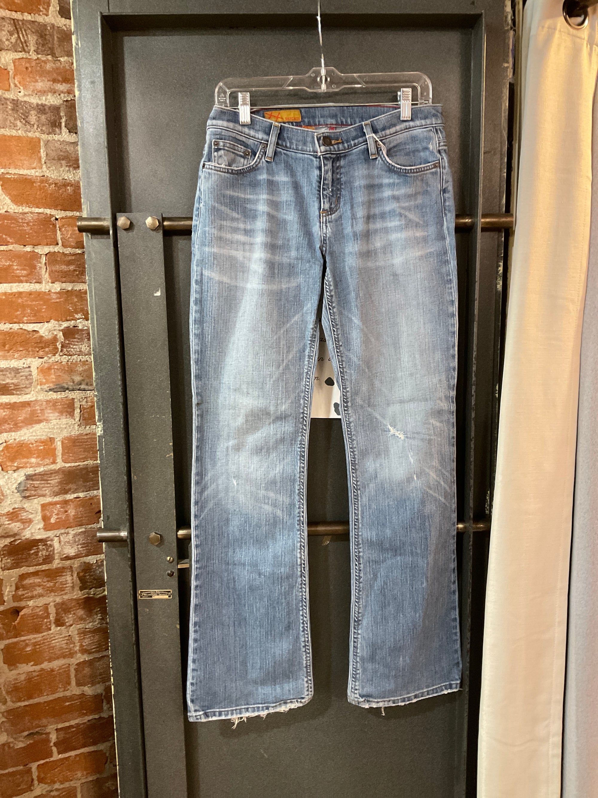 LIGHT WASH BARTACK DENIM 8