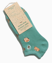 Load image into Gallery viewer, Conscious Step - Socks that Save Owls - Ankle
