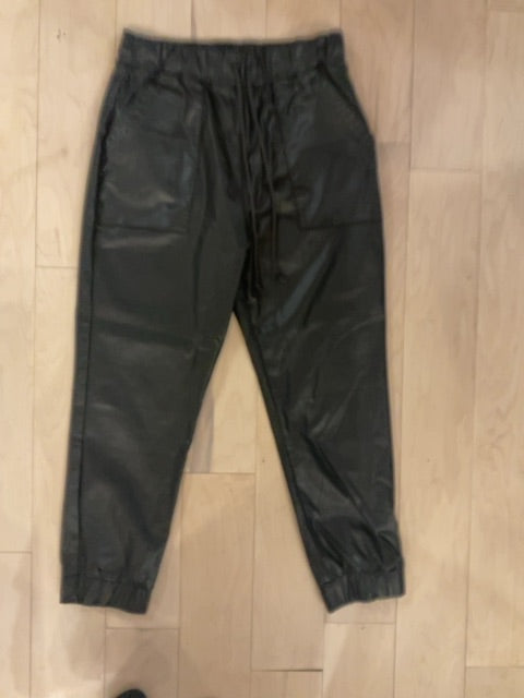 BLACK CLOTH &amp; Stone FAUX LEATHER CINCHED WAIST PANTS M