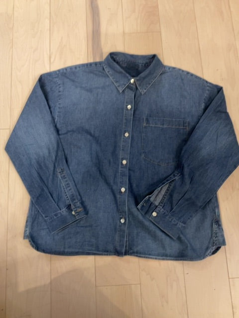 DENIM J JILL BUTTON DOWN SHIRT M
