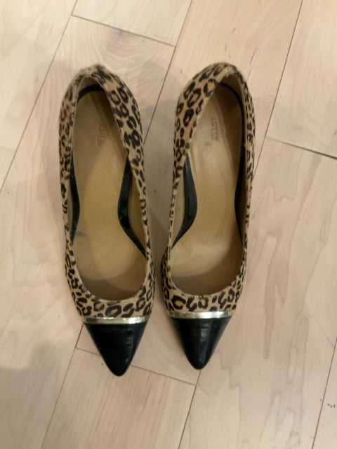 LEOPARD/BLACK APT 9 HEELS 9
