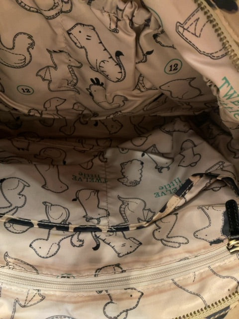{{ClientCode}} LEOPARD 12 LITTLE TOTE BAG