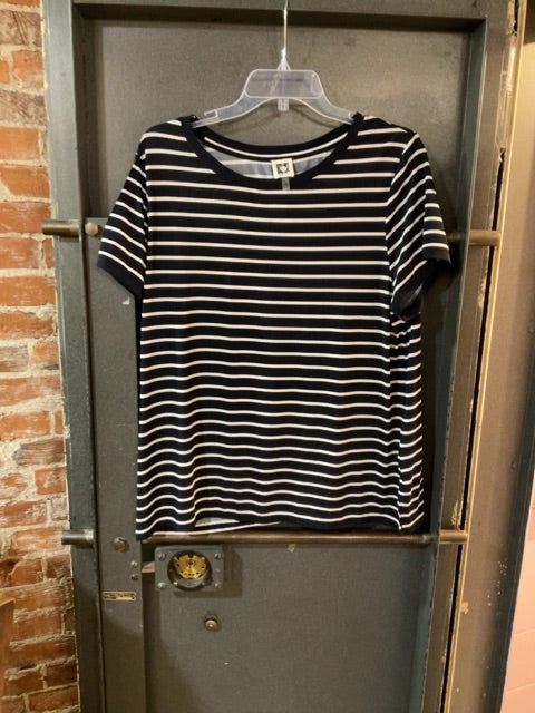 BLACK AND WHITE ANNE KLEIN SHORT SLEEVE SHIRT XL