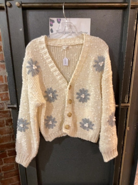 CREAM FLORAL MELLO VNECK CARDIGAN WITH BLUE CHUNKY FLOWERS S
