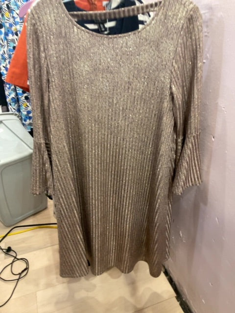 GOLD AGB LONG SLEEVE DRESS M