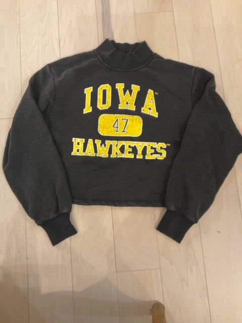 BLACK GDS IOWA HAWKEYE SWEATSHIRT M