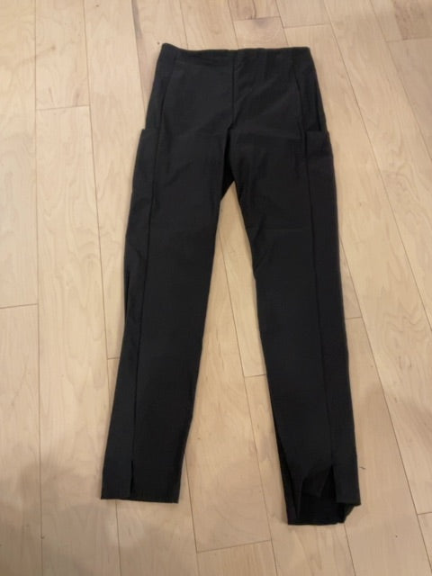 BLACK ATHLETA ATHLETIC PANTS 10L