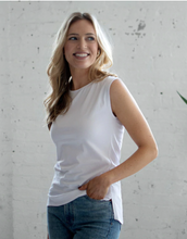 Load image into Gallery viewer, Vida Tank Top in White
