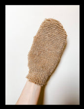 Load image into Gallery viewer, Jute Cleansing &amp; Exfoliating Shower Mitt
